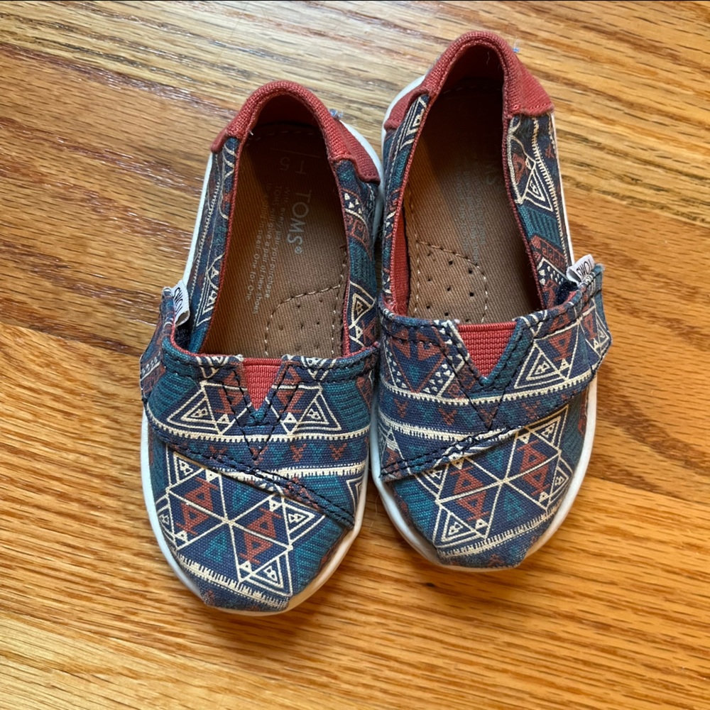 Toms alpargatas tribal print size toddler 5